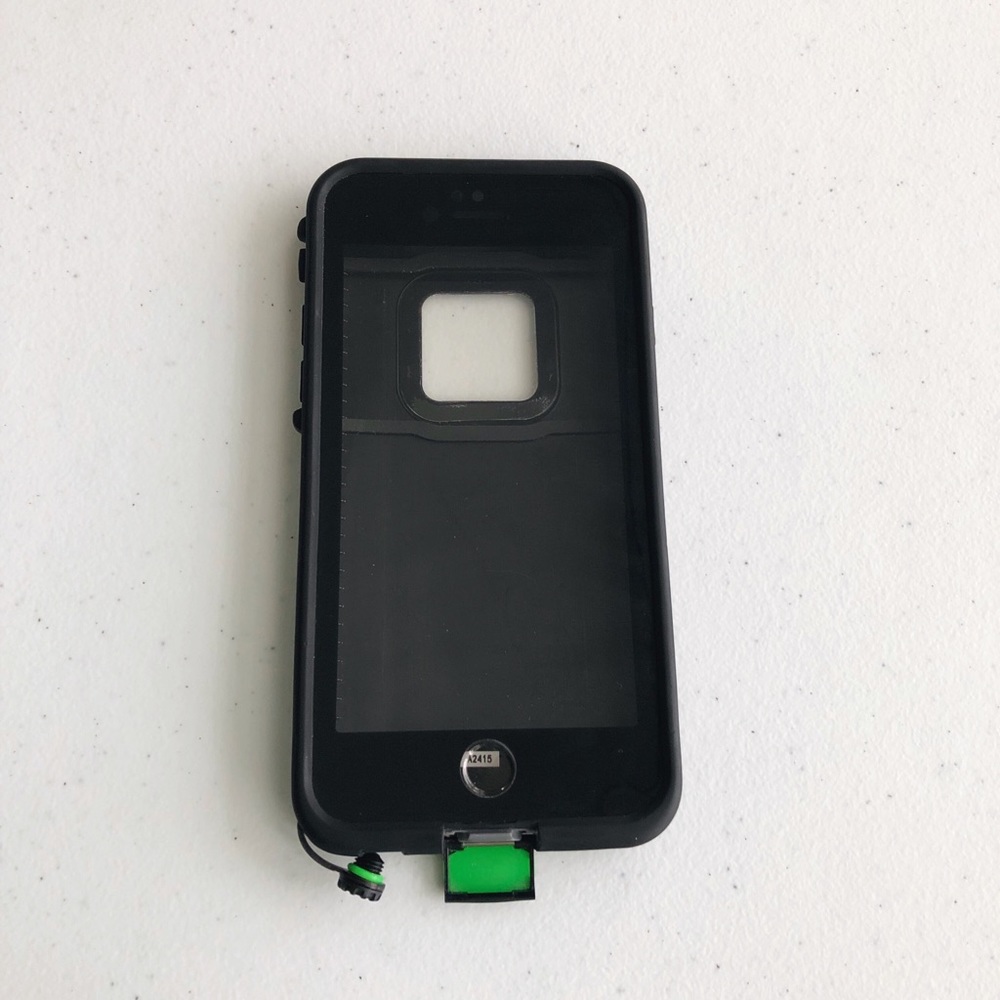 *LAST CHANCE* LifeProof case *iPhone 6*
